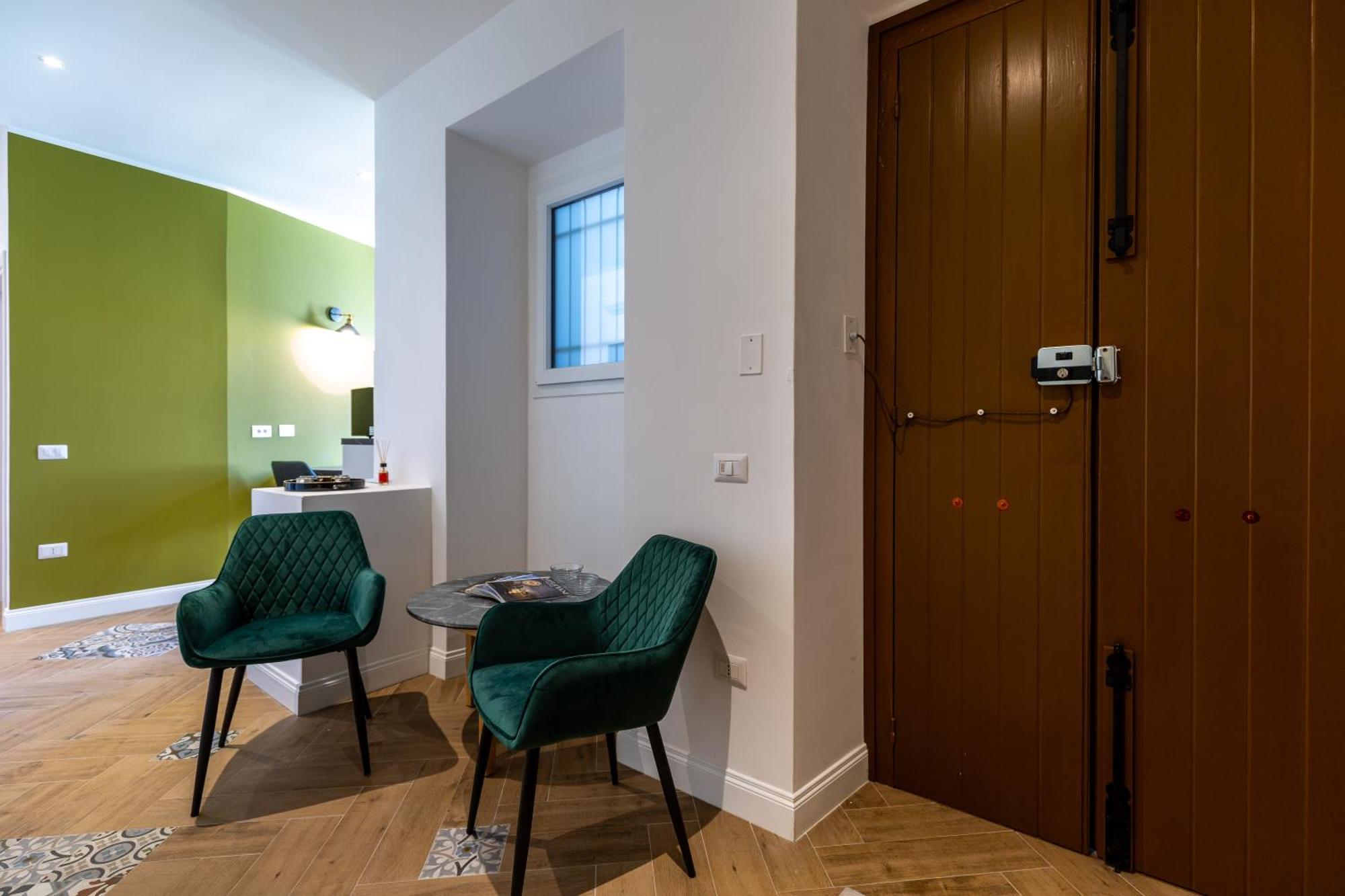 Hotel Ginett'S House à Cagliari Extérieur photo