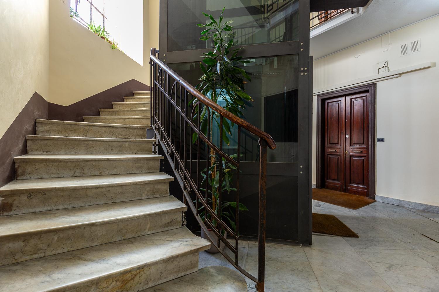 Hotel Ginett'S House à Cagliari Extérieur photo