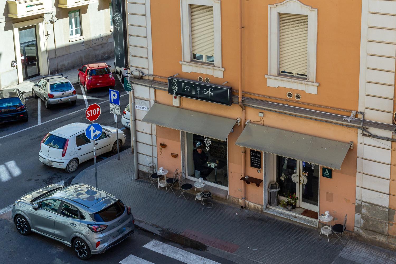 Hotel Ginett'S House à Cagliari Extérieur photo